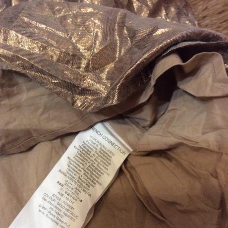 Zlaté metalické slavnostní šaty, 146