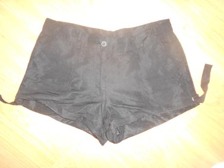 Dívčí,dámské šortky vel.s/m    158/164    2  kusy, 158