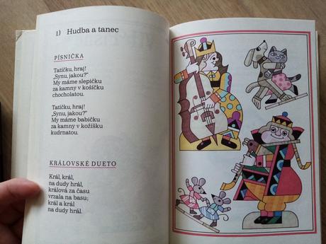 Kniha - říkej si a hraj, 