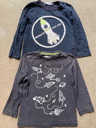 Trika s motivem vesmíru/raket, h&m,104