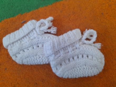 Botičky pletené na miminko capáčky,ponožky bílé, 17