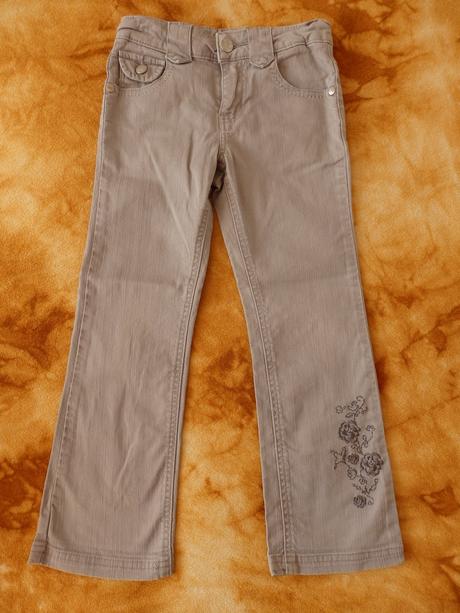 Kalhoty s kytičkami, 116