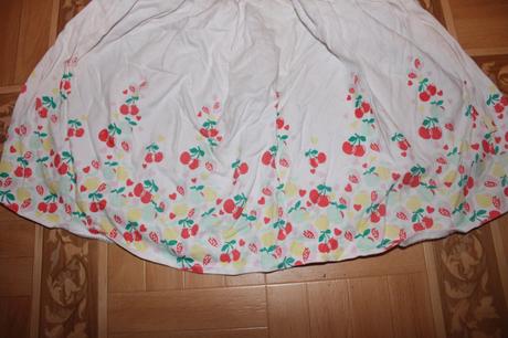 Dívčí šaty třešínky vel. 74 - 80, 74