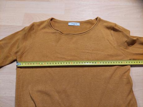 Šaty okrové s dl.rukávem, m