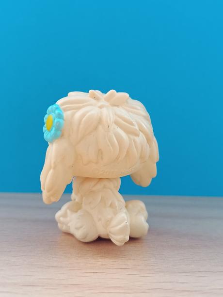 Lps pejsek s kytičkou,