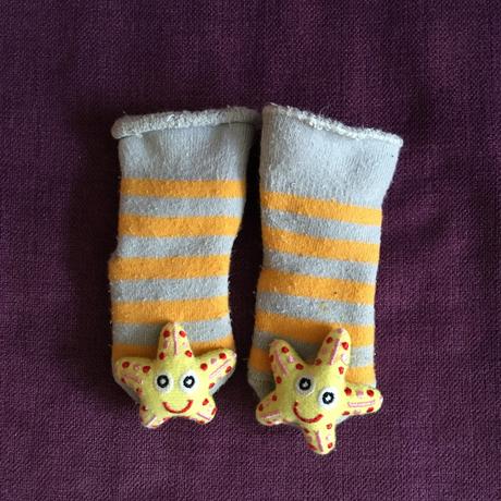 Chrastící ponožtičky na hraní - mořská hvězdice,