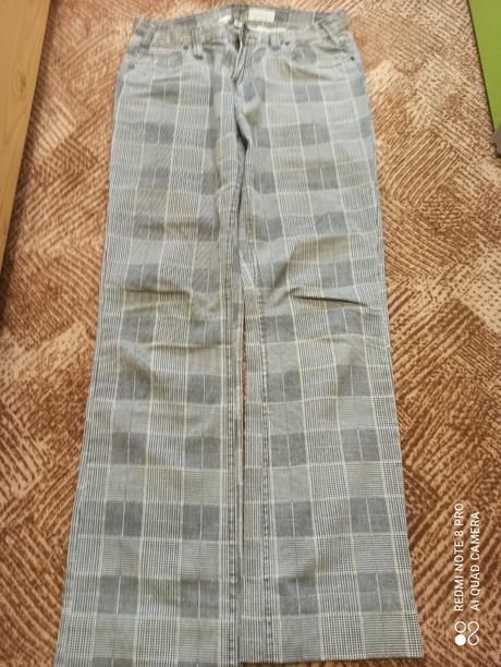 Kalhoty a 2 halenky, s