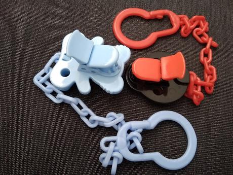 Klips/držák na šidítko /dudlik,