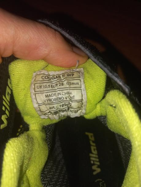 Kotníkové boty, 28