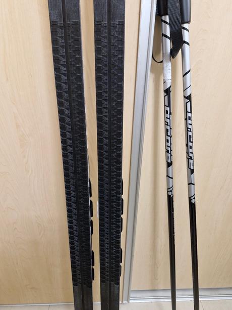 Běžky galaxy 150cm + hůlky, 