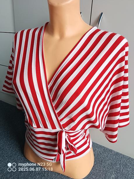 Tričko - crop-top vel "univerzální", 