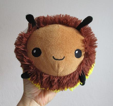 Plyšový čmelák 20 cm, 