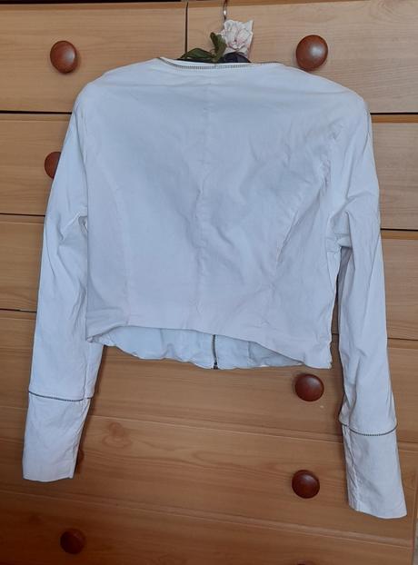 Amisu elegantní bílý kabátek se zlatými zipy, amisu,40