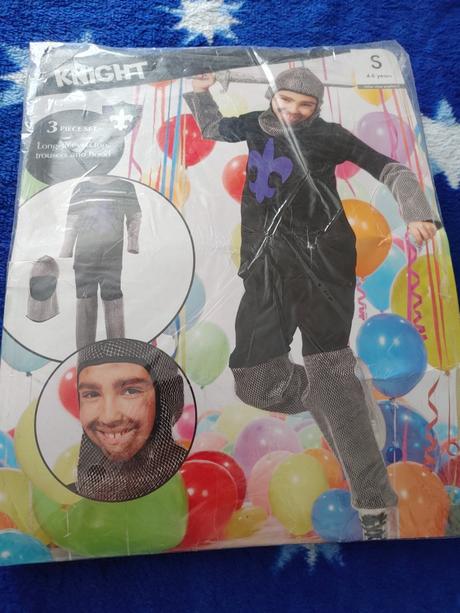 Maškarní oblek, 