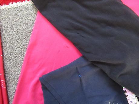 5x legíny,elasťáky-2 x zn. h & m-vel.128,1 x y.f.k, h&m,128