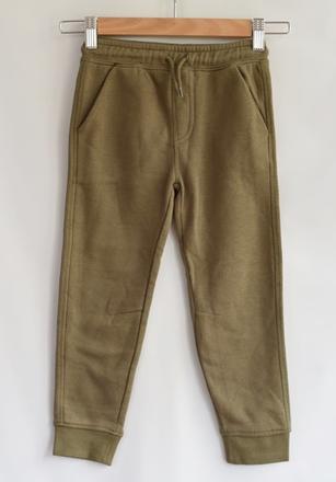 Tepláky vel. 4 - 5 let, urban rascals,110