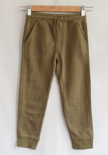 Tepláky vel. 4 - 5 let, urban rascals,110