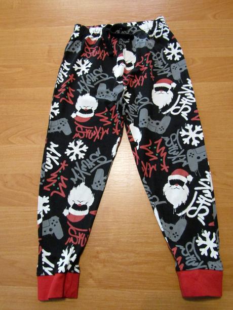 Vánoční pyžamo vel 116-122, 122