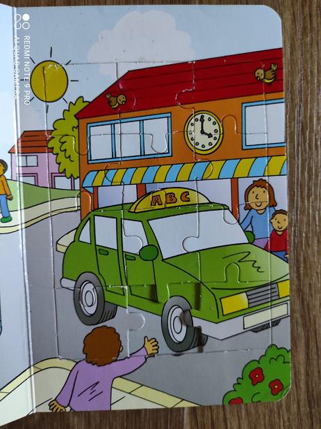 Puzzle kniha auta, 