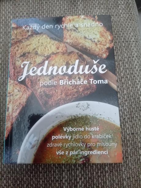 Jednoduše podle břicháčetoma, 