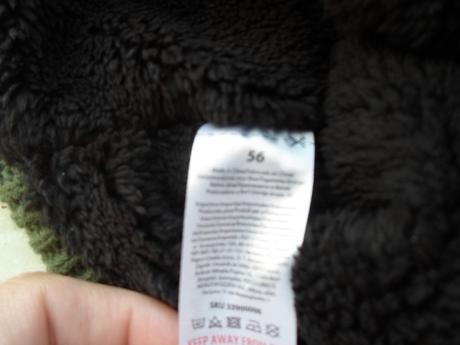 Zelená khaki zimní čepice čepička s bambulí, 122