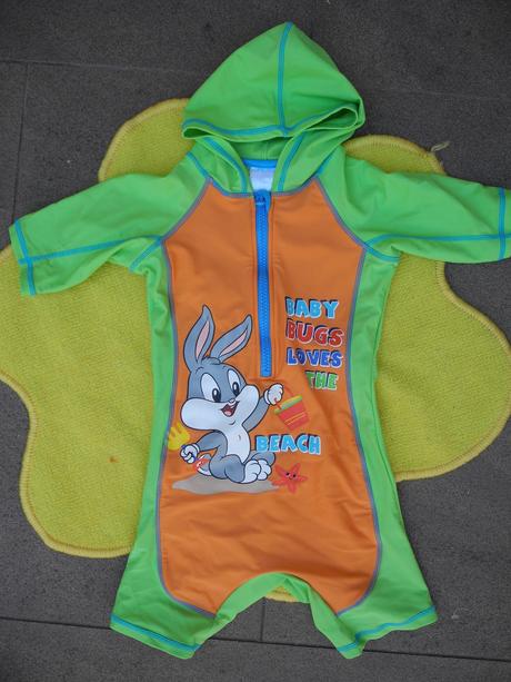 Plavkový overal s kapucí, 104