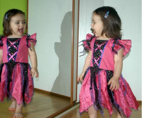 Karnevalové šaty kostým čarodějnice,