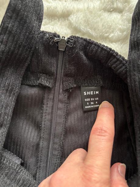 Manžestrové kraťasy s laclem černé - v.36, s