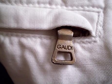 Zvonové biele, gaudi,m