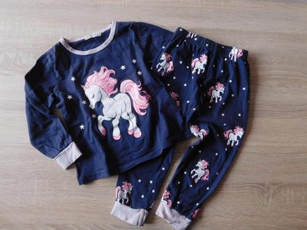 Pyžamo sezon vel.98/104, 98