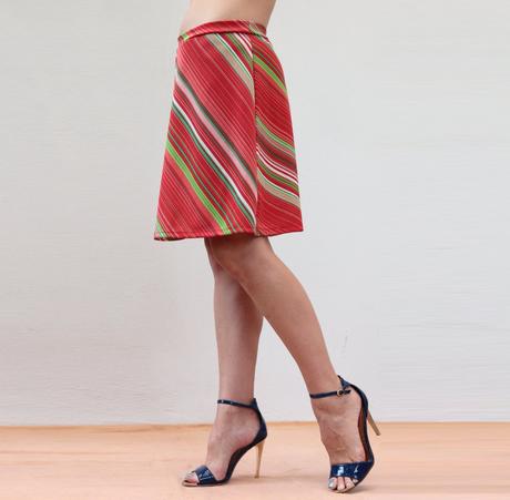 Retro sukně se šikmými pruhy vel.s, s
