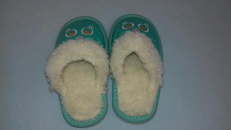 Dětské pantofle s beránkem, 24