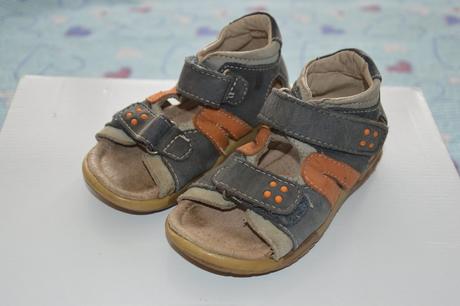 Kožené sandálky báren shuhe, bären-schuhe,24