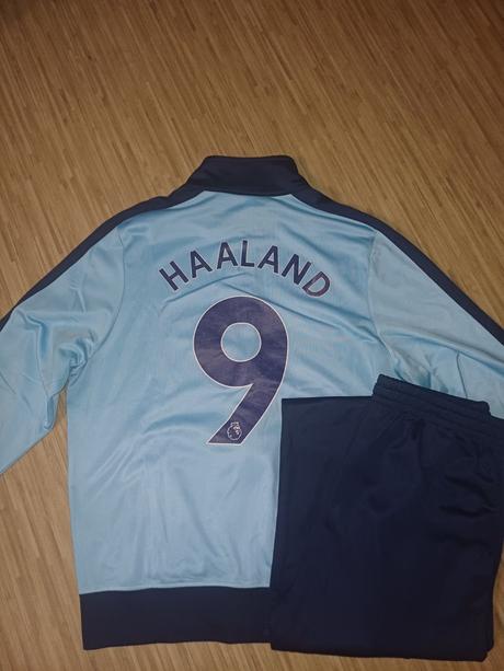 Tepláková souprava manchester city haaland vel.s, s