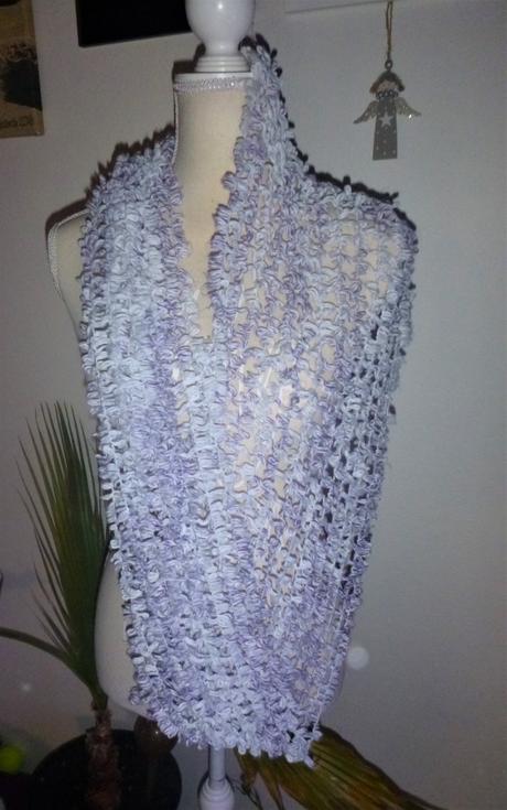 Šálový tunel bílo-fialkový, m