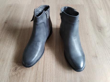 Nové nadkotníkové dámské boty sds vel 37, sds,37