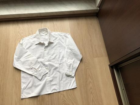 Bílá sváteční košile 47 cm, 122