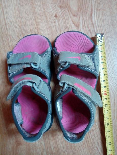 Sandálky, nike,23