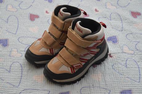 29 30 trekové kotníkové boty se sucháči, 29