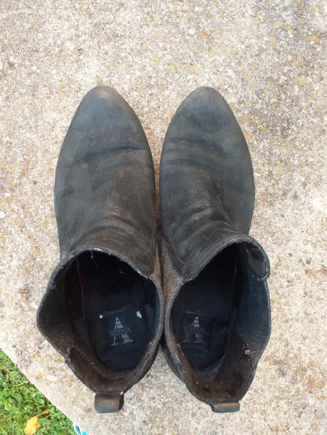 Kotníčkové boty vel. 39 zn. venturiny, semiš kůže, 39