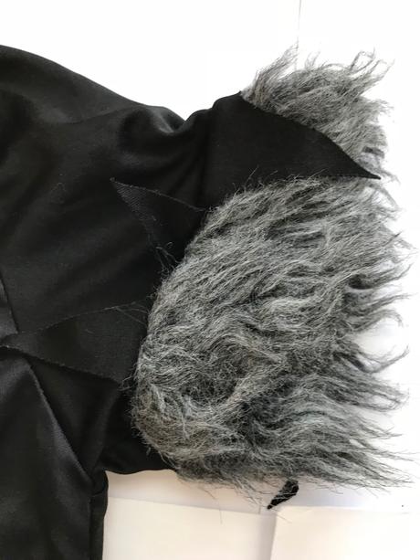 Vel.9/10 let - k5/ triko vkodlak, 