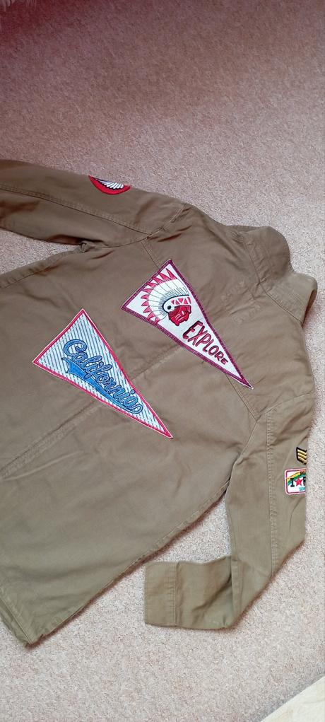 Bunda zn."bershka" vel."l", bershka,l