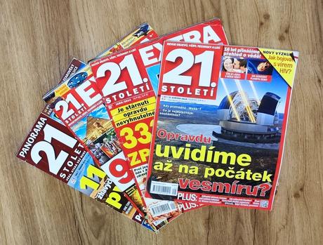 Časopisy 2x21 století a 2x21 století extra,