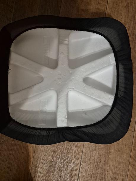 Podsedák do auta 22-36 kg, 