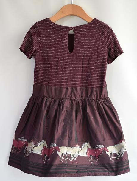 Šaty vel. 5 let, tu,110