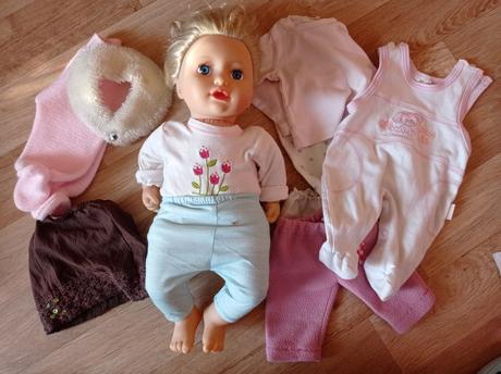 Panenka baby born sestřička.,