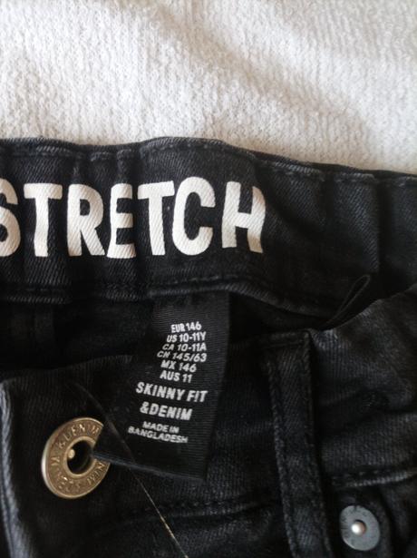 Černé džíny, denim,146