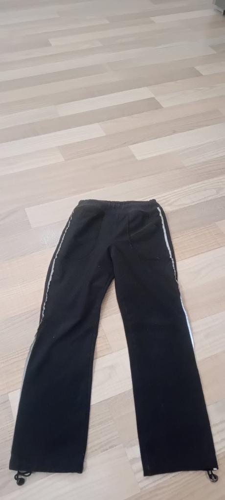 Softshellové kalhoty, 134