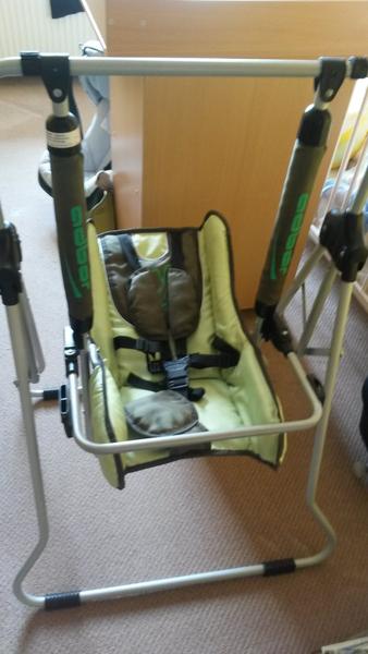 Sedátko 3v1, na spaní přes den pro novorozeně?