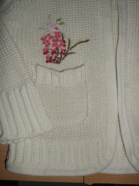 Svetrík s kvetinkami laura ashley, 110